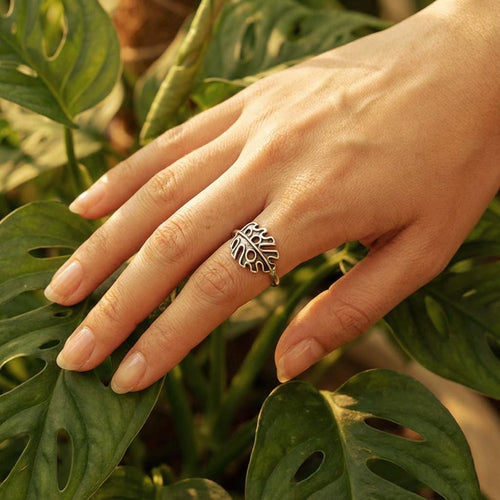 Handcrafted in Peru: 950 Fine Sterling Silver Geometric Leaf Ring, Peruvian Jewelry