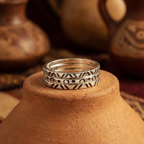 Handcrafted in Peru: 950 Fine Sterling Silver Tri Band Ring, Geometric pattern, Oxidized Design