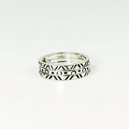 Handcrafted in Peru: 950 Fine Sterling Silver Tri Band Ring, Geometric pattern, Oxidized Design
