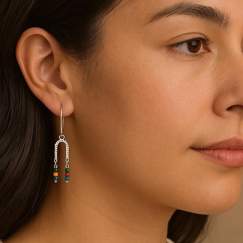 Handcrafted in Peru, 950 Fine Silver, Chaquiras & Spondylus Dangle earrings (4.30 gr, 5.5 cm)