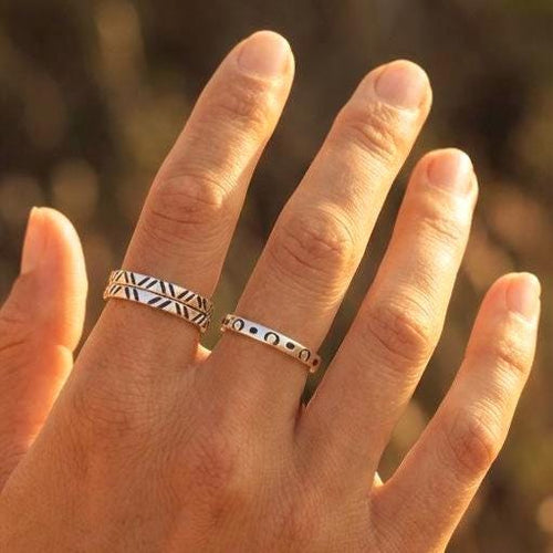 Handcrafted in Peru: 950 Fine Sterling Silver Tri Band Ring, Geometric pattern, Oxidized Design