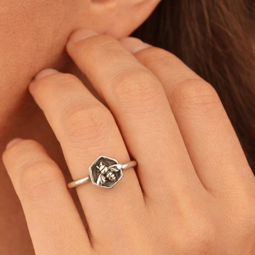 Handcrafted in Peru: 950 Fine Sterling Silver Bee Honeycomb Ring, Peruvian Artisan Jewelry