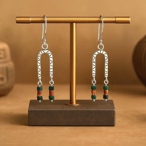 Handcrafted in Peru, 950 Fine Silver, Chaquiras & Spondylus Dangle earrings (4.30 gr, 5.5 cm)